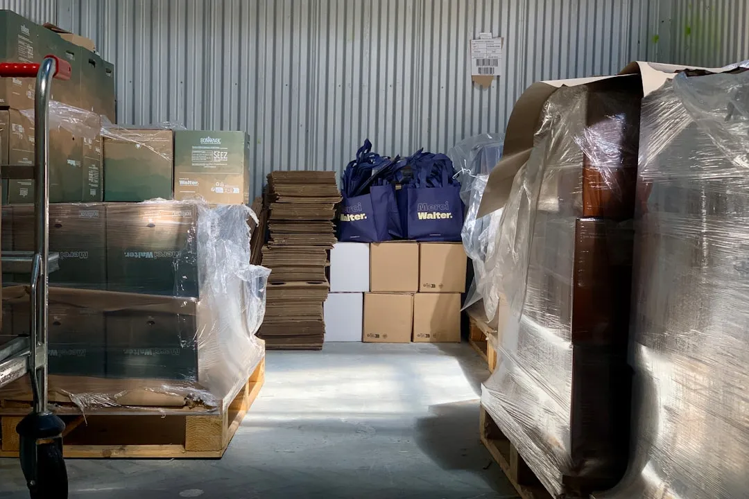 工业脚轮在物流设备中的选型要点与使用寿命分析